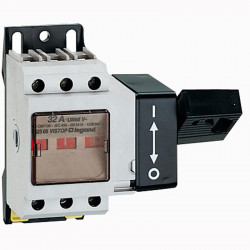 022505 Legrand - Interrupteur sectionneur triphasé Vistop 32A - 3P - avec commande latérale droite
