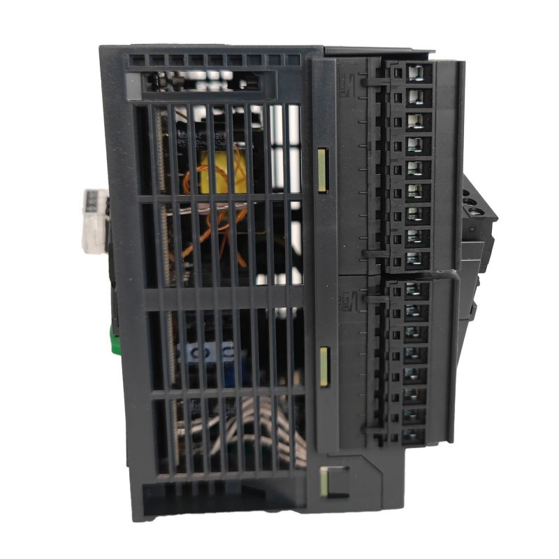 Automate Programmable Schneider Modicon M221 TM221CE24R - 24 Entrées/Sorties - Neuf Sous Blister