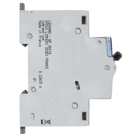 411003 Disjoncteur différentiel 20A - 30mA - Type AC - 1P+N - 2 Modules - neutre à droite - Auxiliarisable - Legrand