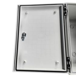 030202 EUROPOLY coffret polyester - IP66 - 300x250x160mm