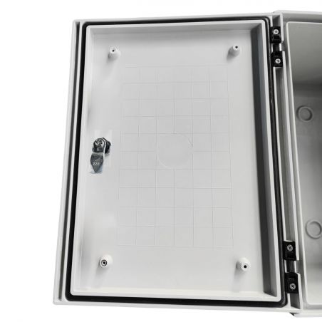 030202 EUROPOLY coffret polyester - IP66 - 300x250x160mm
