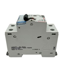 411002 Disjoncteur différentiel 16A - 30mA - Type AC - 1P+N - 2 Modules - neutre à droite - Auxiliarisable - Legrand