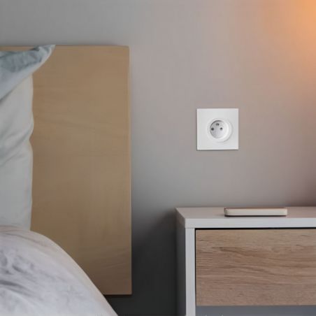 60259 EUR'OHM SQUARE Prise de courant 2P+T blanc à griffes