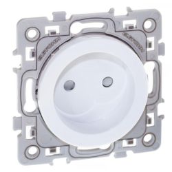 60261 EUR'OHM SQUARE Prise de courant 2P blanc