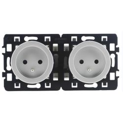 60463 EUR'OHM SQUARE Double prise de courant 2P+T précablée Silver