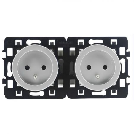60463 EUR'OHM SQUARE Double prise de courant 2P+T précablée Silver