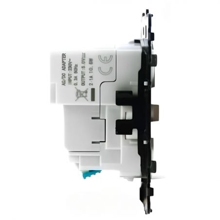 60256 EUR'OHM SQUARE Prise de courant 2P+T + USB A blanc