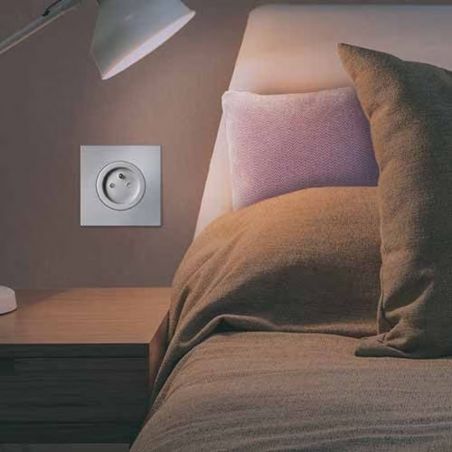 60490 EUR'OHM SQUARE Plaque de finition simple Silver