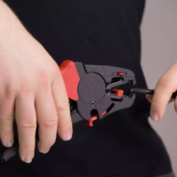 42062 Wiha - Outil de dénudage automatique SB 0,03 à 16 mm²