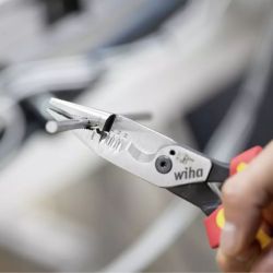 45705 Wiha - Pince Multifonction 8 en 1 isolée 1000V