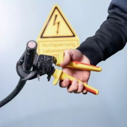 46674 Wiha - Pince coupe-câble isolée à cliquet jusqu'à 300 mm²