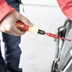 38074 Wiha - Jeu SlimTorque VDE 1,0 - 5,0 Nm + porte-embouts + outils de réglage + 2 embouts TorqueVario-S VDE 1,0-5,0 Nm