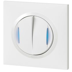600730 Legrand - Dooxie One Transformeur 5 fonctions lumineux livré avec plaque carrée et griffes - Blanc