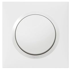 600705 Legrand - Dooxie One Poussoir complet 1 poste 6A 250V livré avec plaque et griffes - Blanc