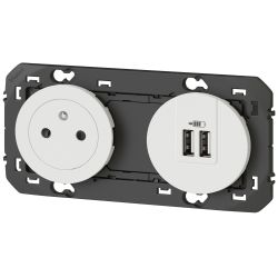 600342 Legrand - Dooxie Prise de courant 2P+T Surface 16A + 2 USB Type-A 3A précâblées - Blanc