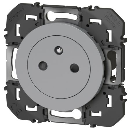 600435 Legrand - Dooxie Prise de courant 2P+T Surface 16A - Aluminium