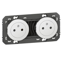 600332 Legrand - Dooxie Double prise de courant 2P+T Surface 16A précâblées - Blanc