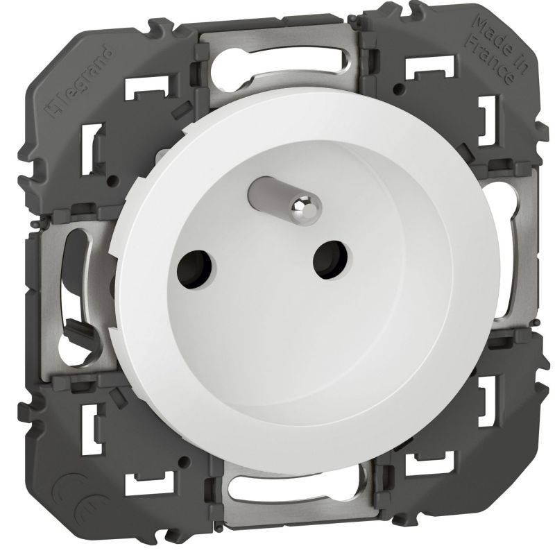 600337 Legrand - Dooxie Prise de courant 2P+T à puits 16A - Blanc