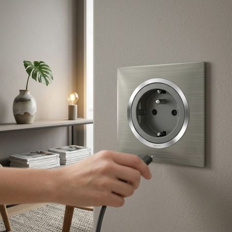 600871 Legrand - Dooxie Plaque de finition carrée 1 poste - Inox brossé