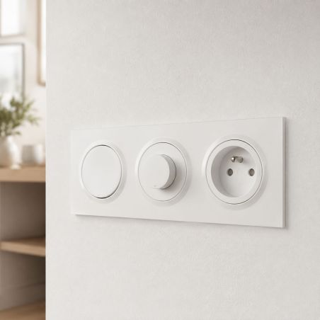600803 Legrand - Dooxie Plaque de finition carrée 3 postes - Blanc