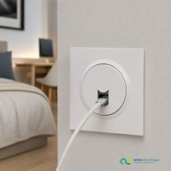 600777 Legrand - Dooxie One Prise RJ45 catégorie 5e FTP livrée avec plaque - Blanc