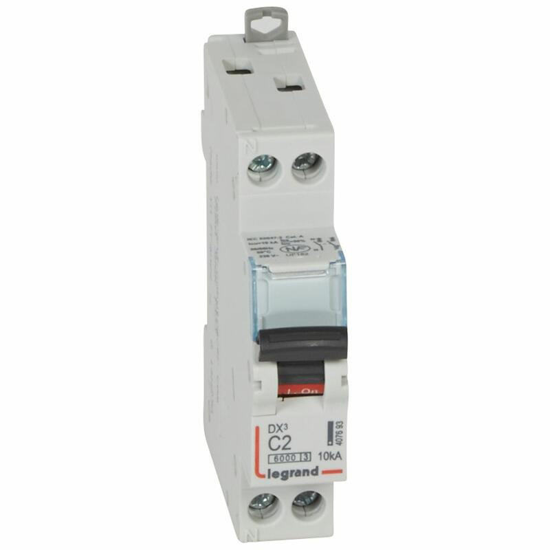 407693 Disjoncteur unipolaire + neutre 2A - 1P+N Courbe C - 6/10kA - À vis - Legrand DX3