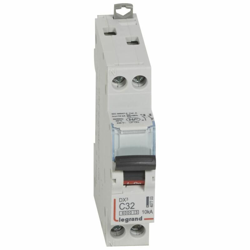 407703 Disjoncteur unipolaire + neutre 32A - 1P+N Courbe C - 6/10kA - À vis - Legrand DX3