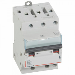 408071 Disjoncteur tripolaire 32A - 3P Courbe D - 6/10kA - À vis - Legrand DX3