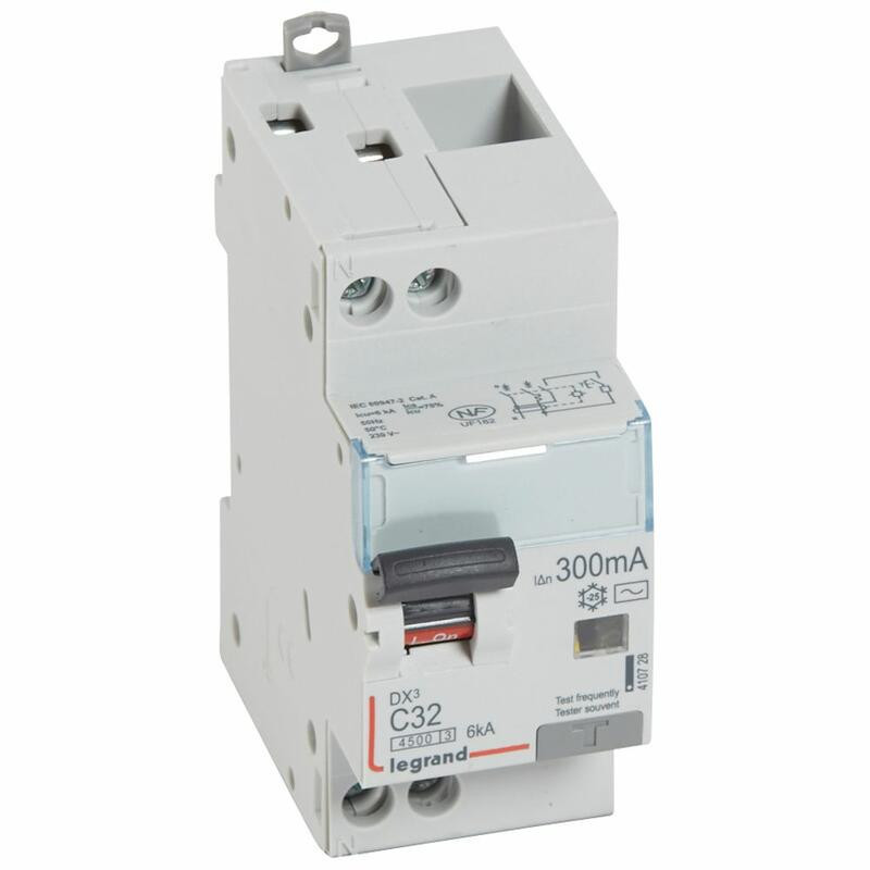 410728 Legrand  Disjoncteur différentiel 32A type AC 300mA - courbe C - DX³4500 1P+N