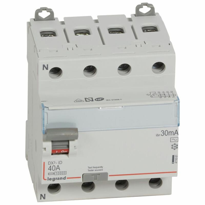 411661 Legrand  Interrupteur différentiel tétrapolaire 40A type AC 30mA - 4 modules