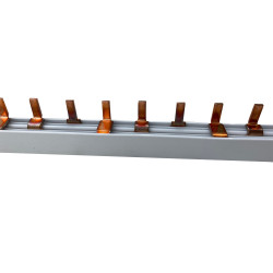 Peigne tripolaire 19x 3 modules - Pas de 18mm - section 10mm² 63A - Longueur 1m
