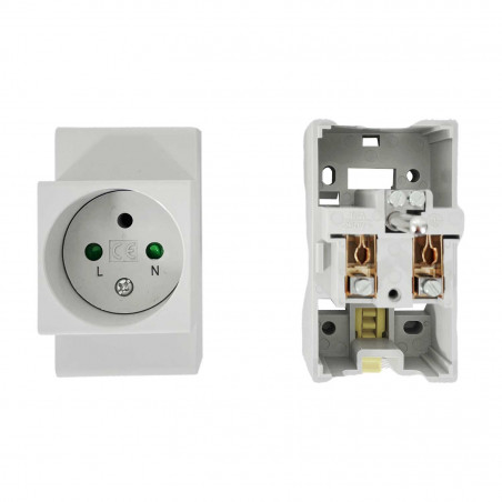 Prise modulaire 2P+T 16A pour tableau électrique (façade à démonter)