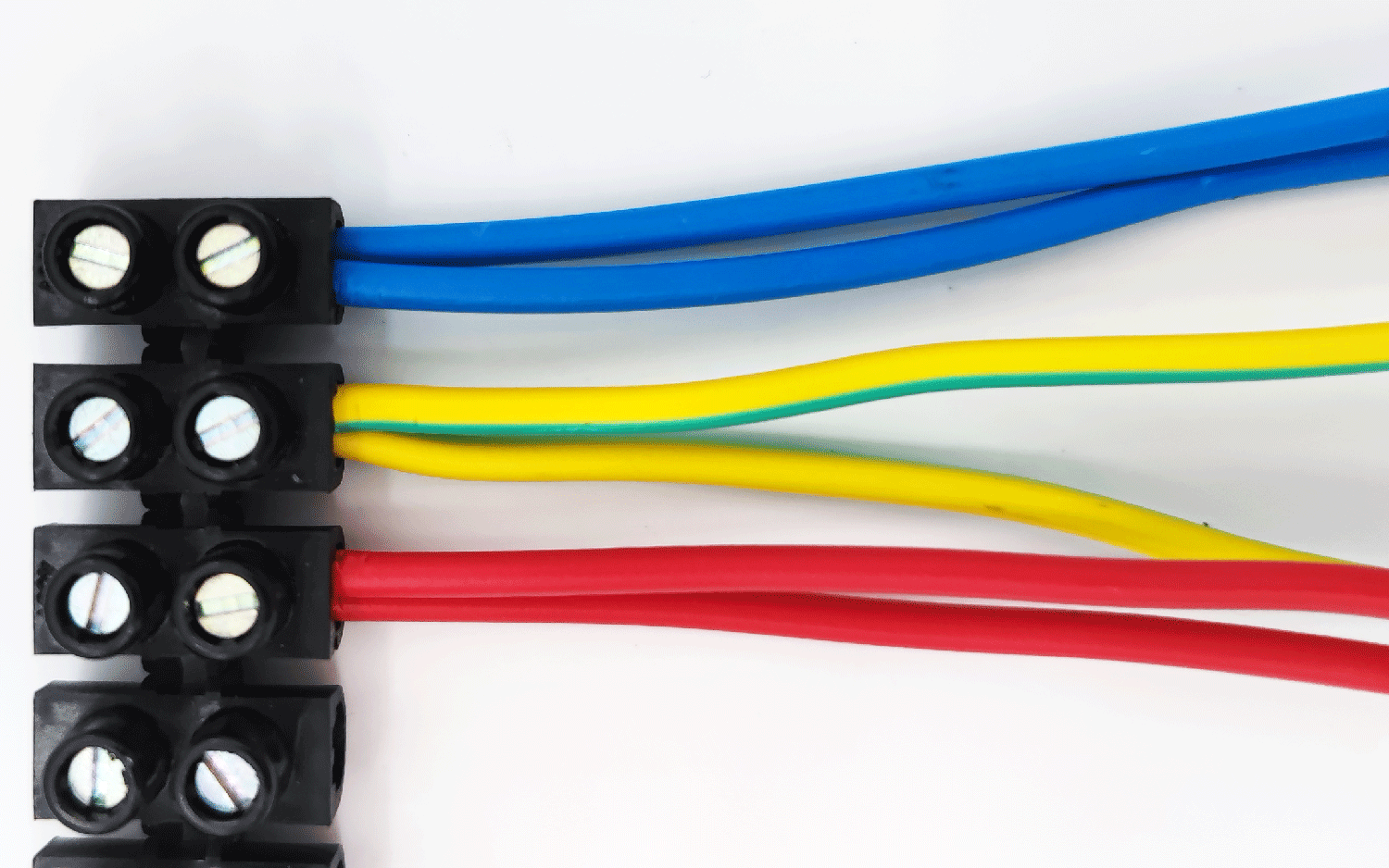 Comment enlever un fil électrique d'un connecteur Wago ? - Blog 123elec