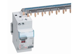 Peigne électrique : comment le choisir et l’utiliser dans un tableau électrique ?